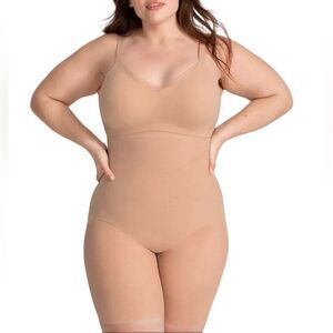 NWOT HoneyLove Super Power Shorts in Sand Size 2X